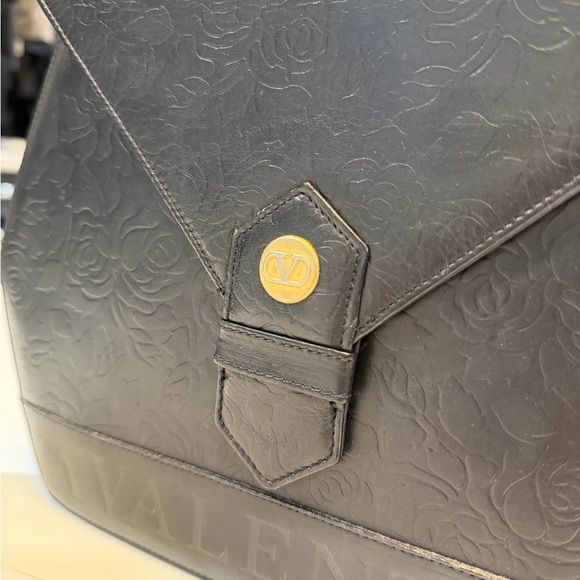 Valentino Black Embossed Women's Bag - Picture 3 of 9